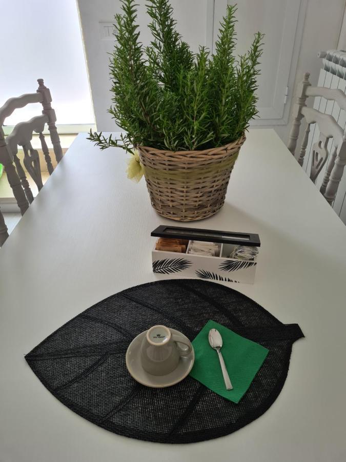 Bed & Breakfast Dimora Felice Ostuni Eksteriør billede